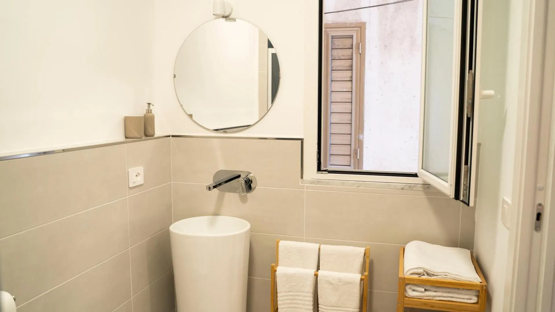 Pensionat Argyros Rooms Giardini Naxos Italien